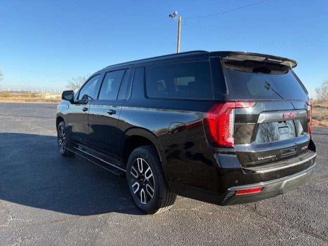 2023 GMC Yukon XL AT4