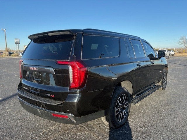 2023 GMC Yukon XL AT4
