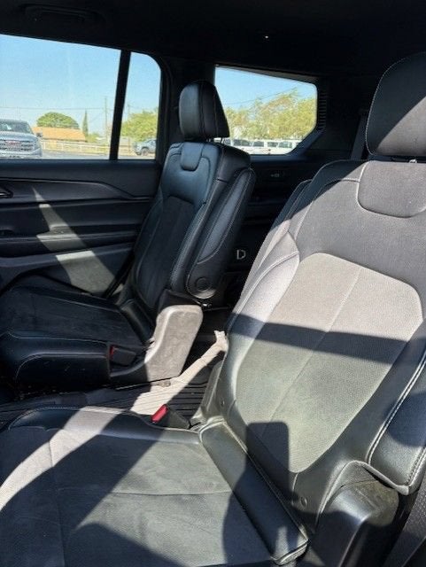 2024 Jeep Grand Cherokee L Altitude X 4x4