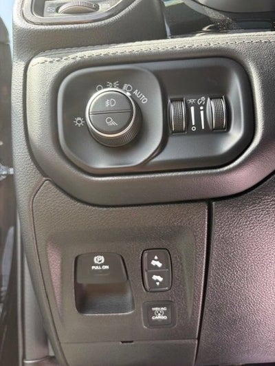 2026 RAM 1500 Limited Crew Cab 4x4 5'7" Box