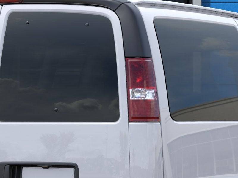 2026 Chevrolet Express Passenger 1LT