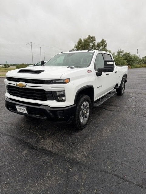 2024 Chevrolet Silverado 2500 HD Custom