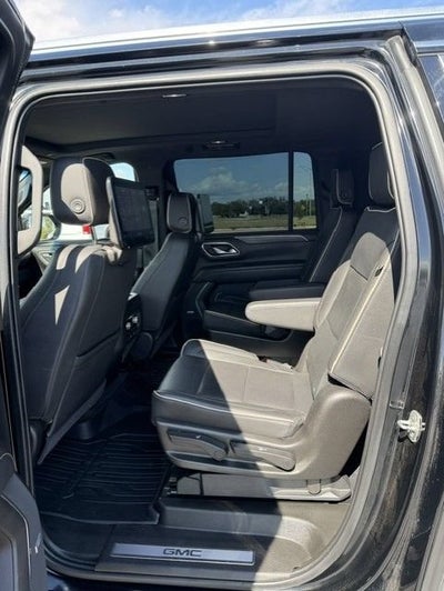 2021 GMC Yukon XL SLT
