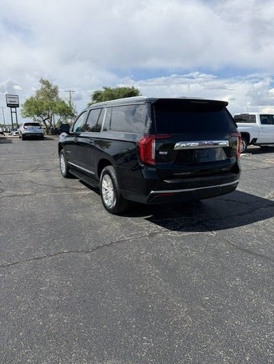 2021 GMC Yukon XL SLT