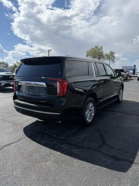 2021 GMC Yukon XL SLT