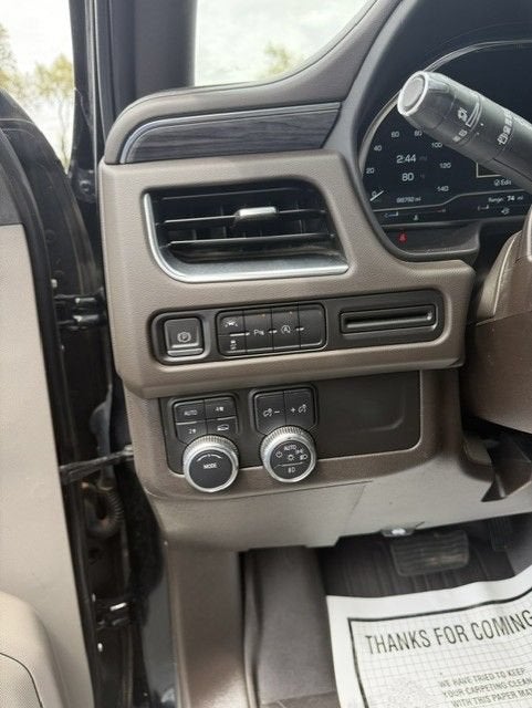 2023 GMC Yukon XL SLT
