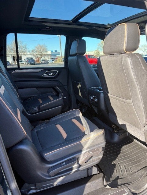 2023 GMC Yukon XL AT4