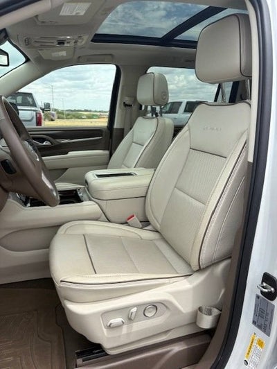 2024 GMC Yukon XL Denali