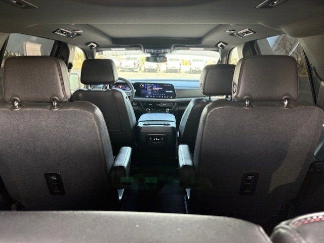 2025 Chevrolet Tahoe RST