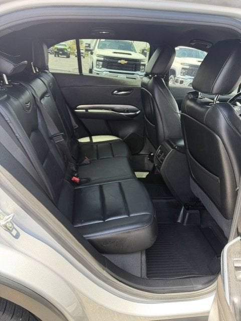 2022 Cadillac XT4 Premium Luxury