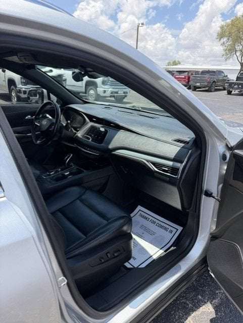 2022 Cadillac XT4 Premium Luxury