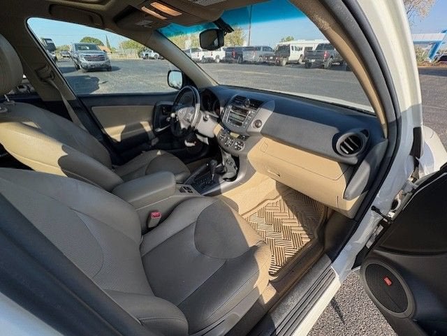 2011 Toyota RAV4 Limited V6