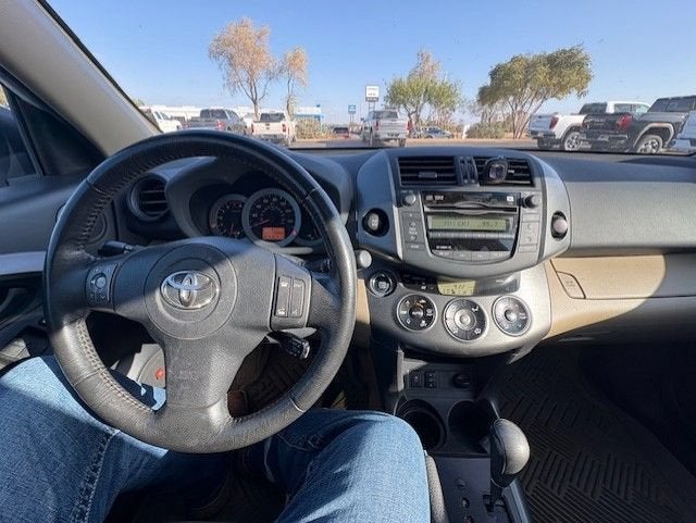 2011 Toyota RAV4 Limited V6