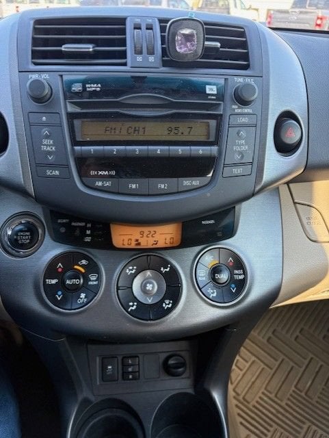 2011 Toyota RAV4 Limited V6