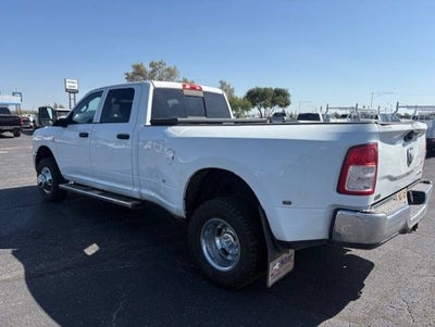 2023 RAM 3500 Tradesman Crew Cab 4x4 8' Box