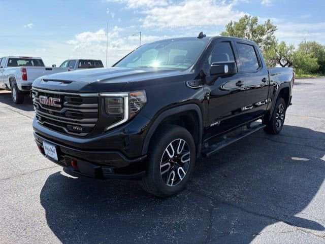 2025 GMC Sierra 4WD Crew Cab Short Box AT4's photo