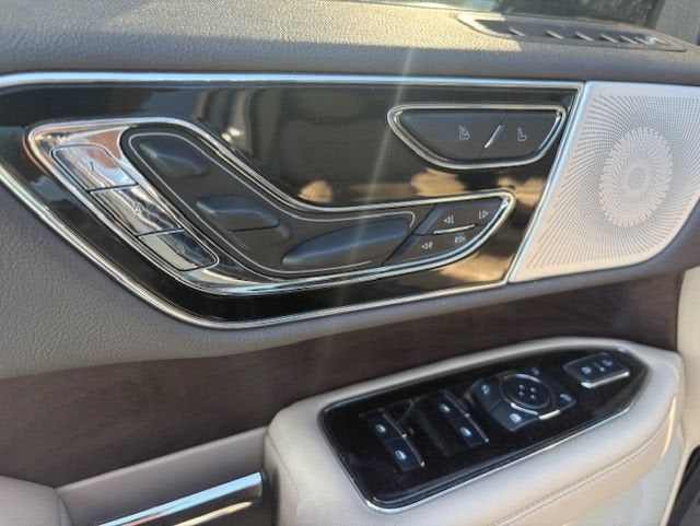 2023 Lincoln Navigator L Reserve