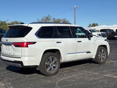 2023 Toyota Sequoia Capstone