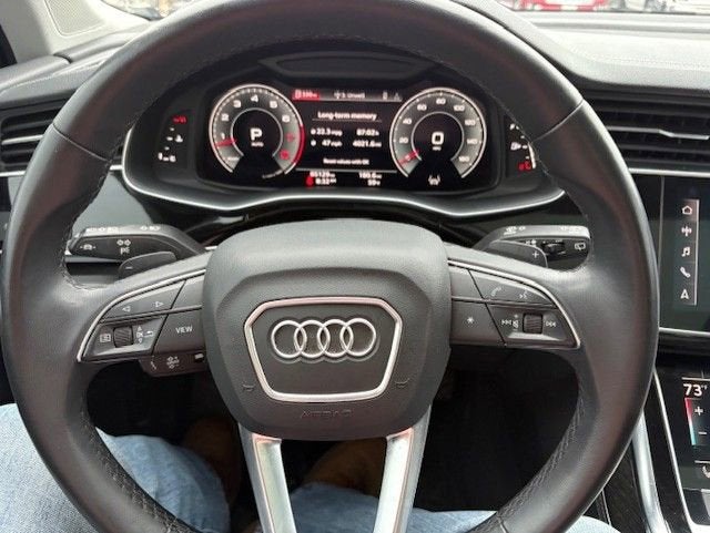 2023 Audi Q7 Premium Plus
