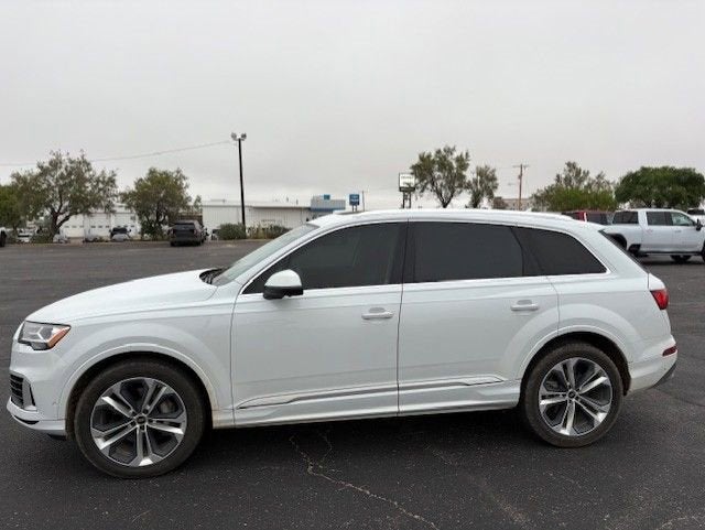 2023 Audi Q7 Premium Plus