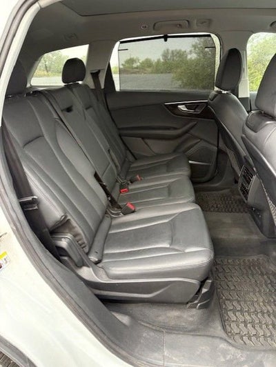 2023 Audi Q7 Premium Plus