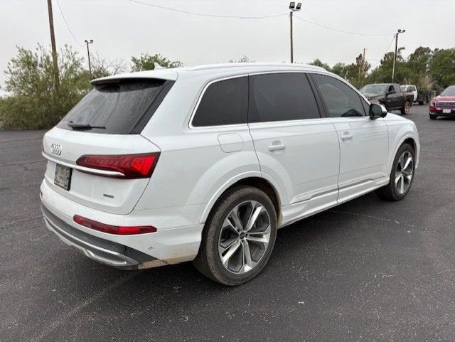 2023 Audi Q7 Premium Plus