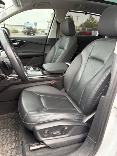 2023 Audi Q7 Premium Plus